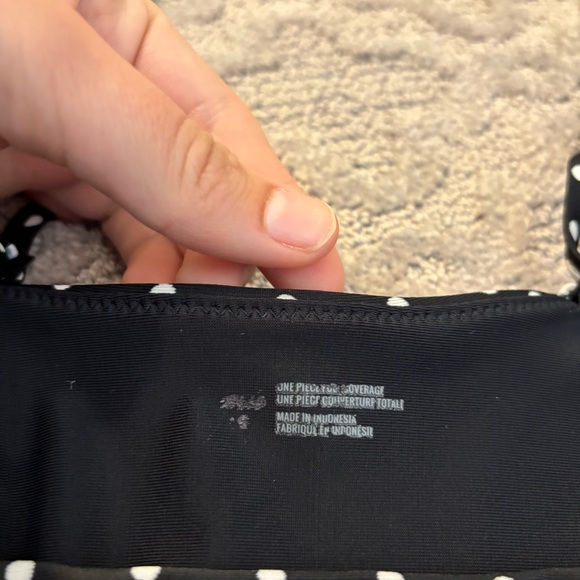 Aerie Black & White Polka Dot Wrap One Piece Swimsuit V Neck Conservative S Cute - Picture 6 of 7